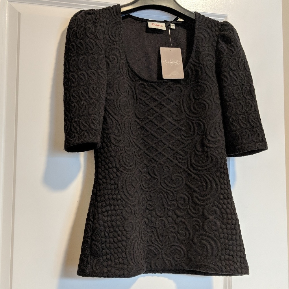 Deletta Half-Sleeve Blouse NWT